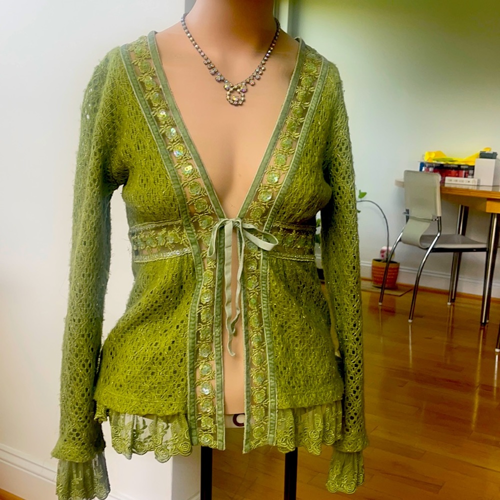 sweater/cardigan